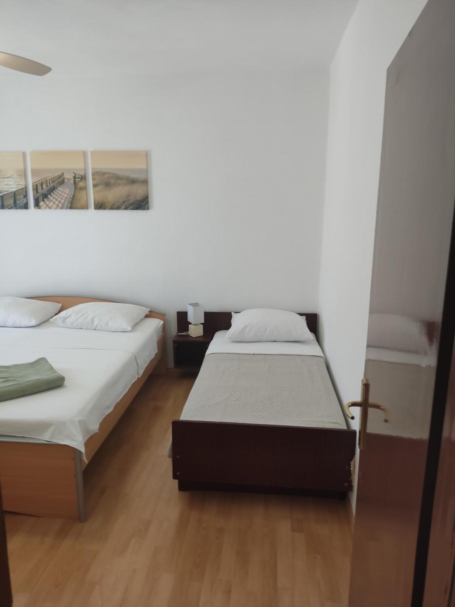 D&D Apartments Pag Town Eksteriør bilde